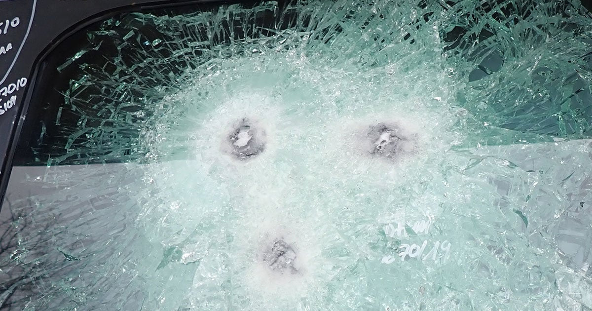 مزایای شیشه ضدگوگله چیست؟+قوی ترین شیشه ضدگلوله چه بخریم؟